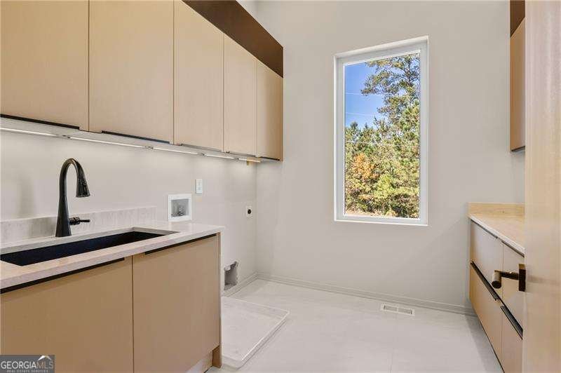 6531 Long Acres Drive Sandy Springs - Photo 33