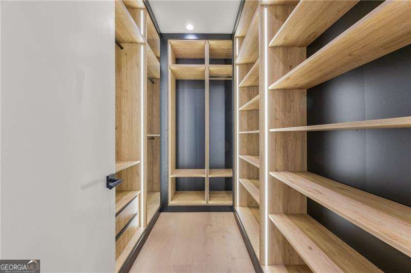 6531 Long Acres Drive Sandy Springs - Photo 57