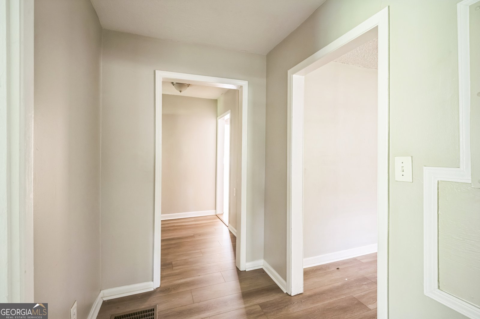 6770 Burkhead Drive Union City - Photo 21