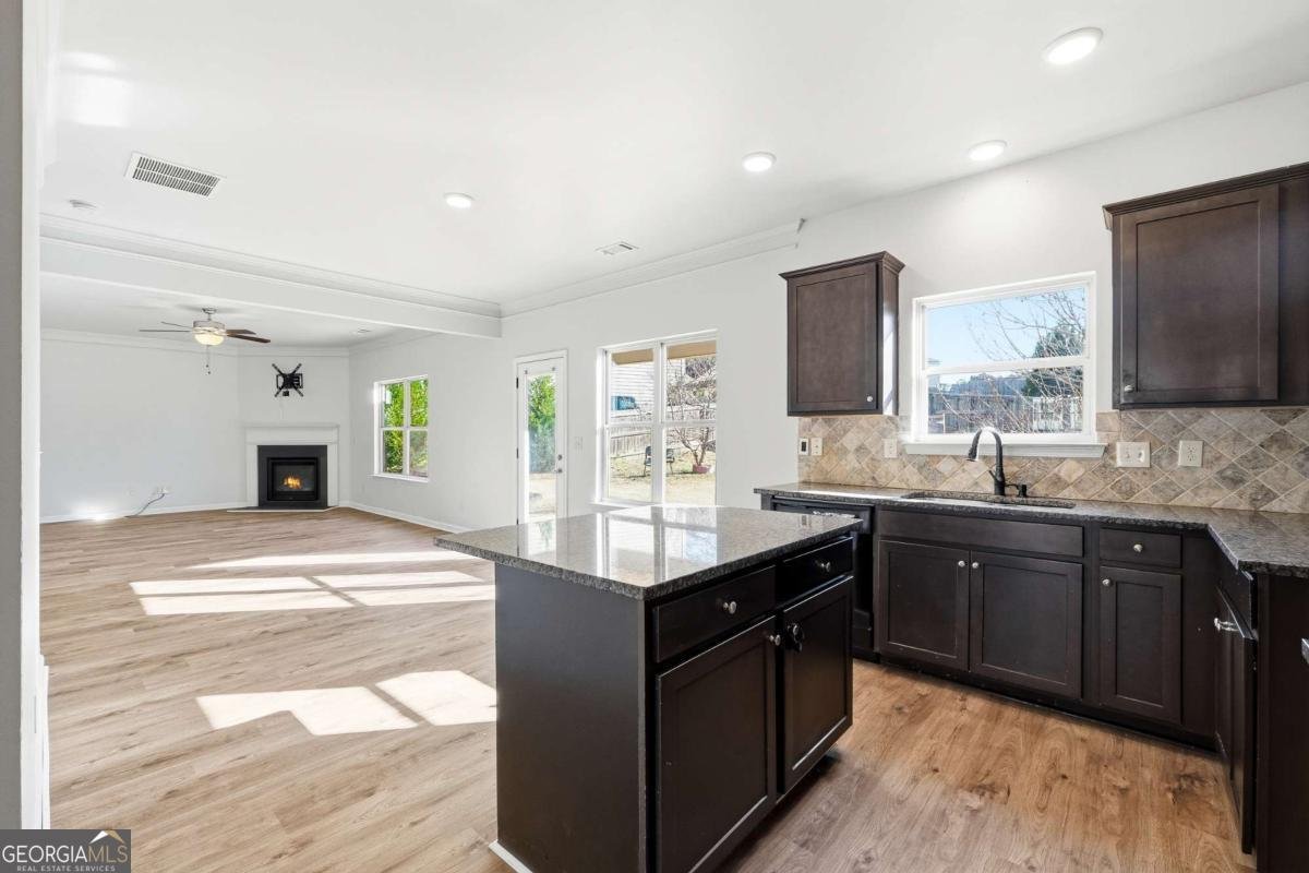 677 Massey Street Winder - Photo 12