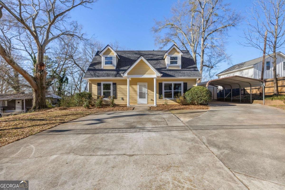 613 Church Street Buford - Photo 1