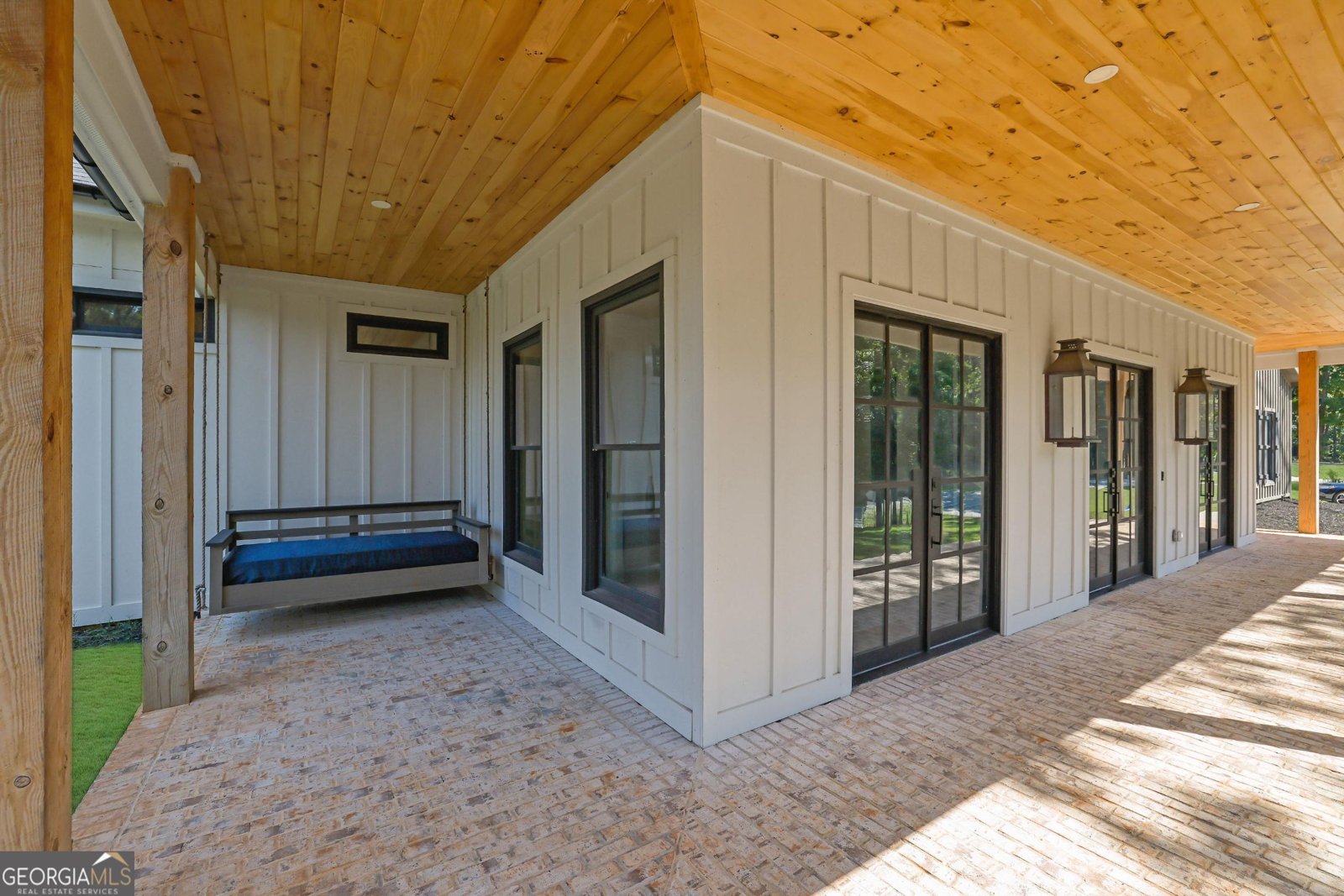 5525 Hubbard Town Road Cumming - Photo 13