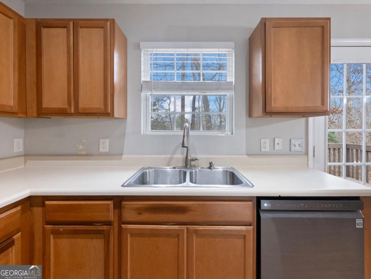 8755 Covestone Drive Gainesville - Photo 10