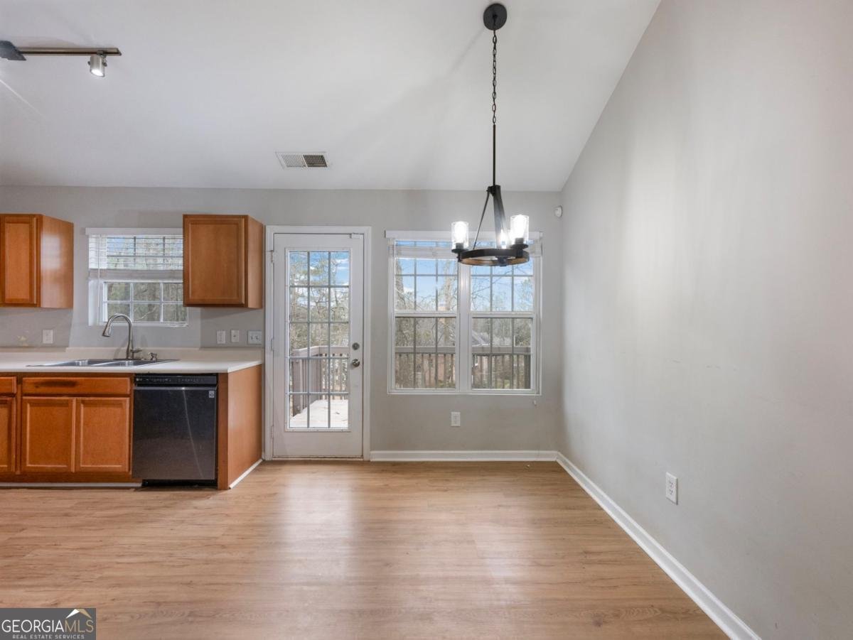 8755 Covestone Drive Gainesville - Photo 6