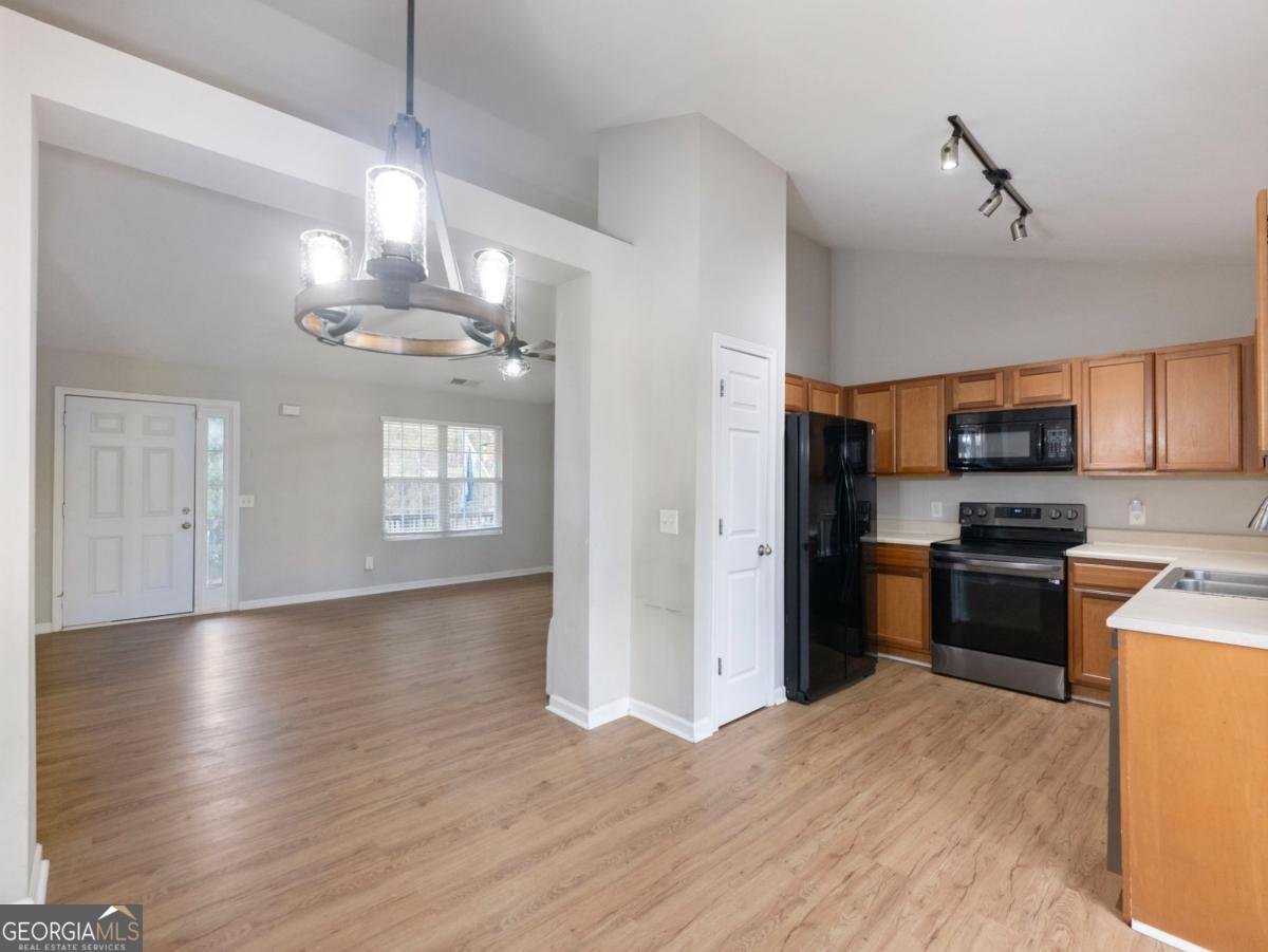 8755 Covestone Drive Gainesville - Photo 7