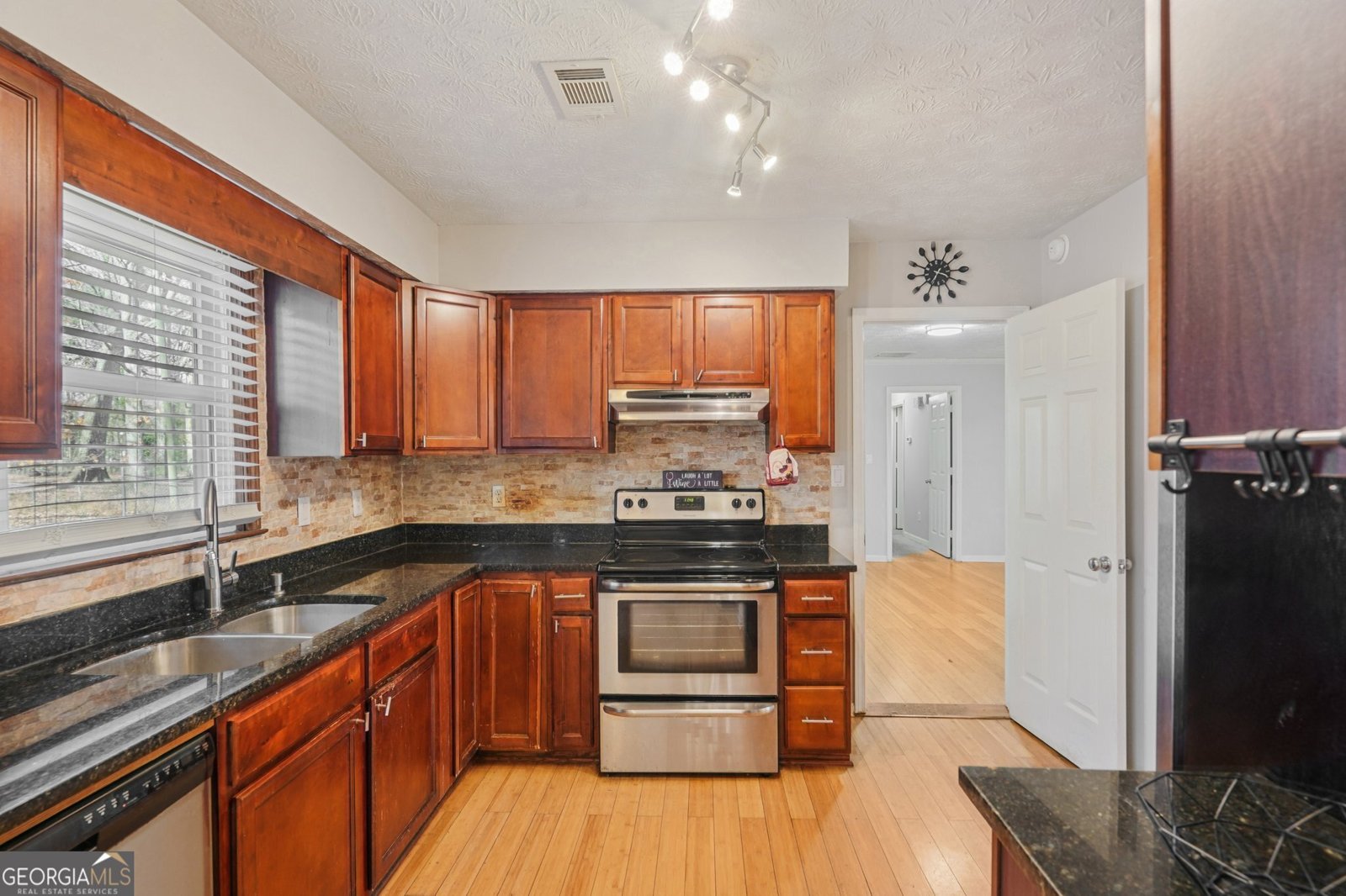 1145 Christian Circle Conyers - Photo 8