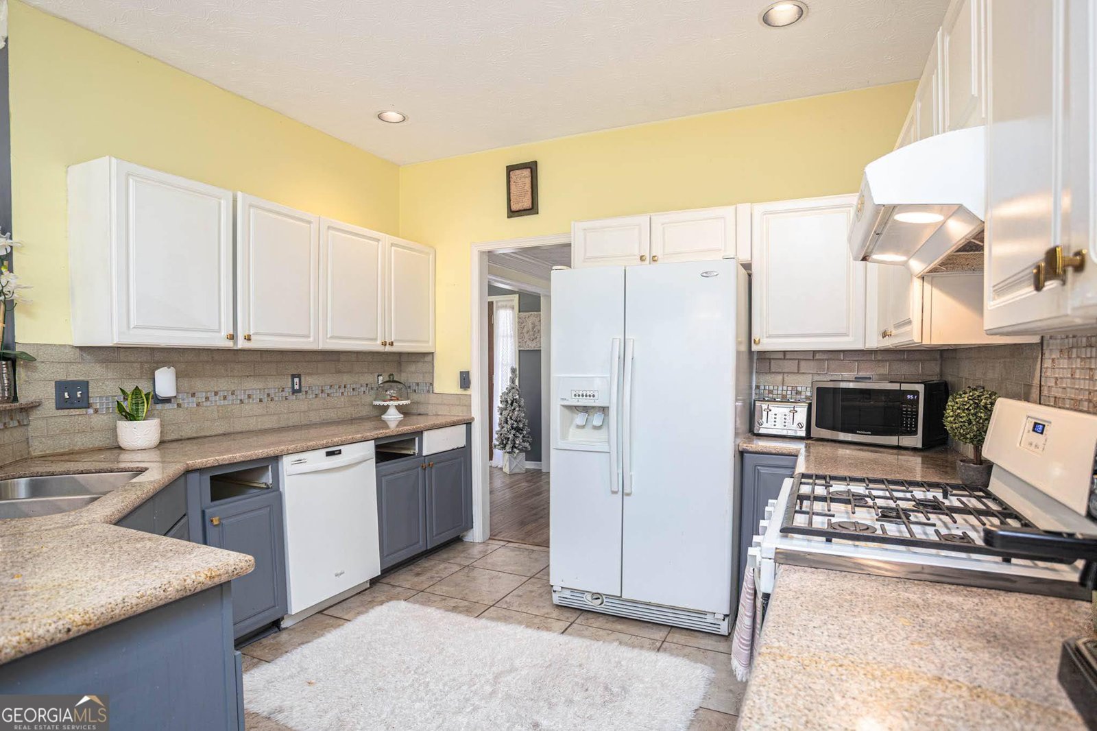 655 Scenic View Stone Mountain - Photo 17