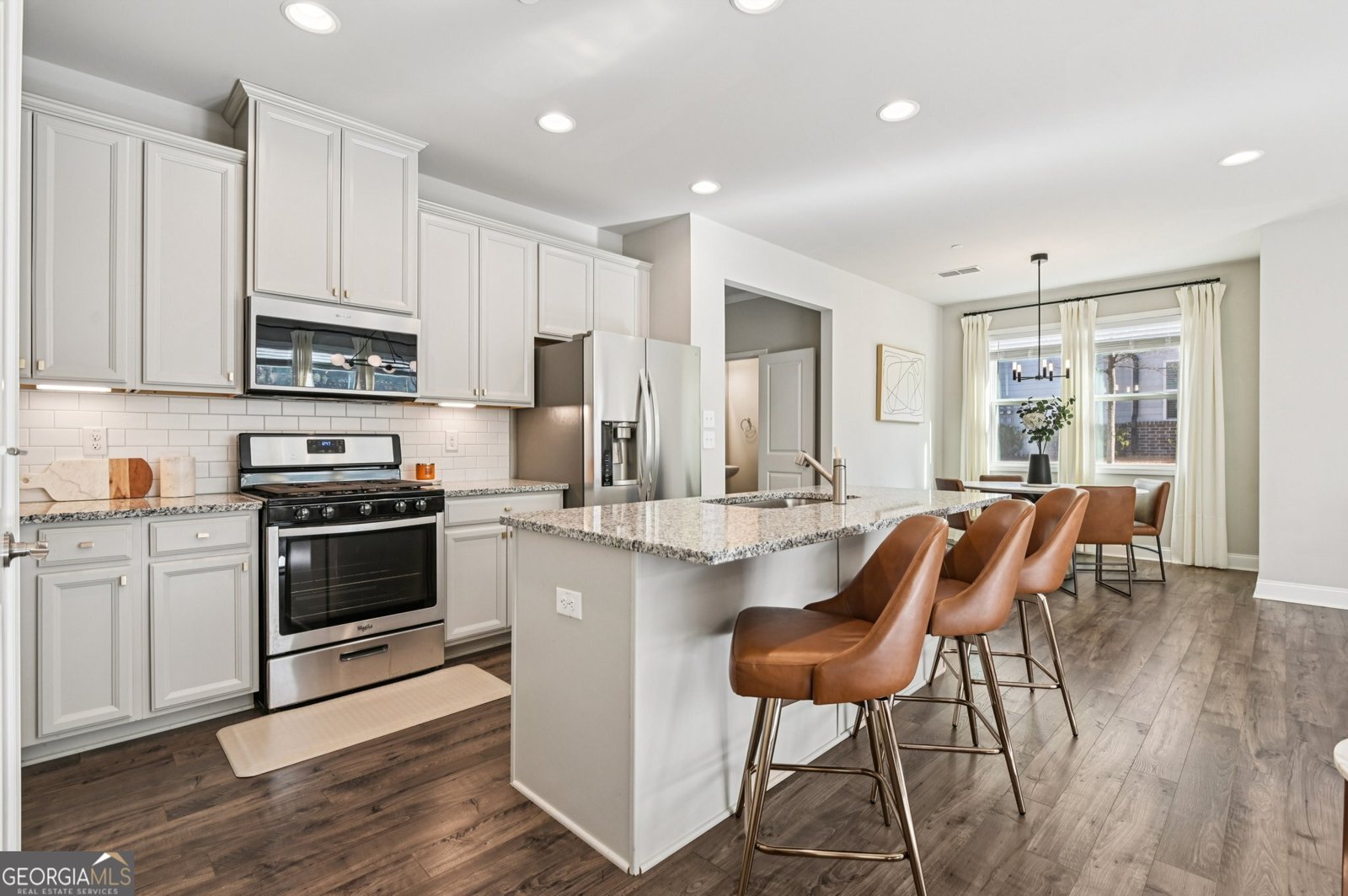 365 Hayden Circle Woodstock - Photo 7