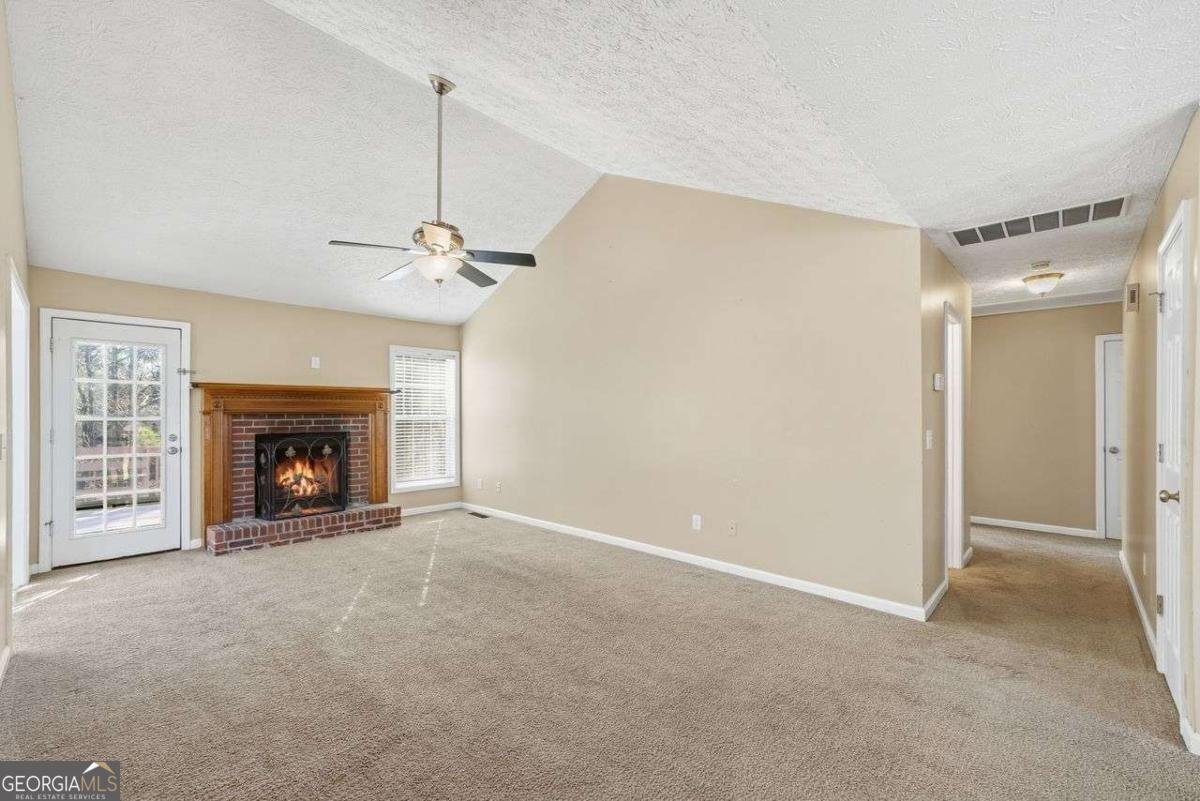 955 Sugar Meadow Drive Sugar Hill - Photo 6