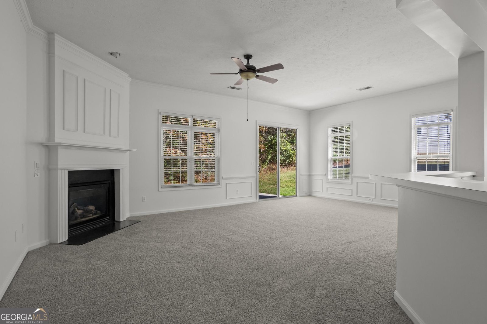 3393 Palm Circle Kennesaw - Photo 6
