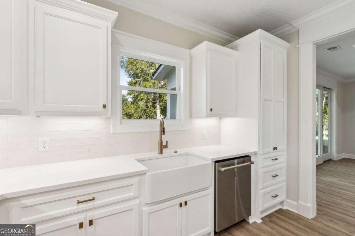 103 Maybird Drive Kingsland - Photo 9