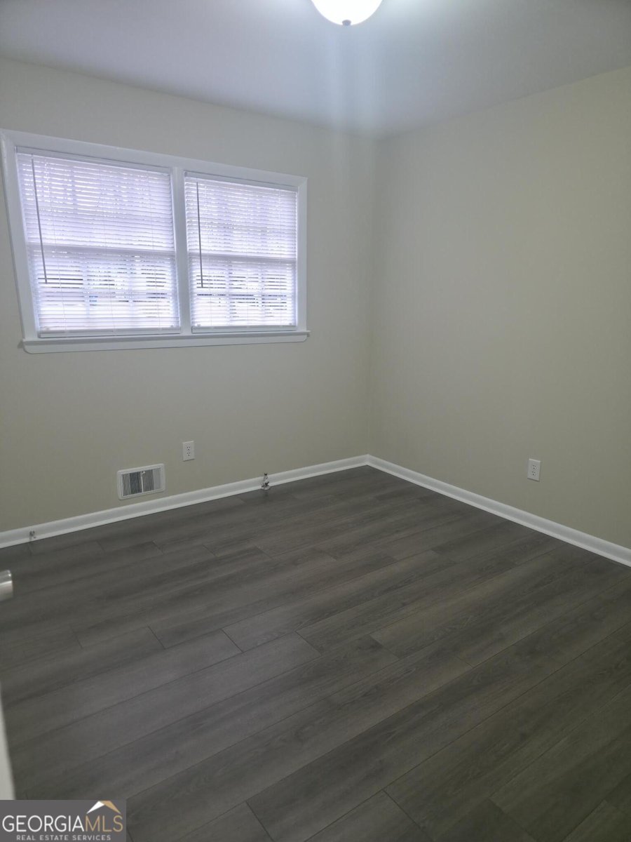 560 Vincent Drive Athens - Photo 11