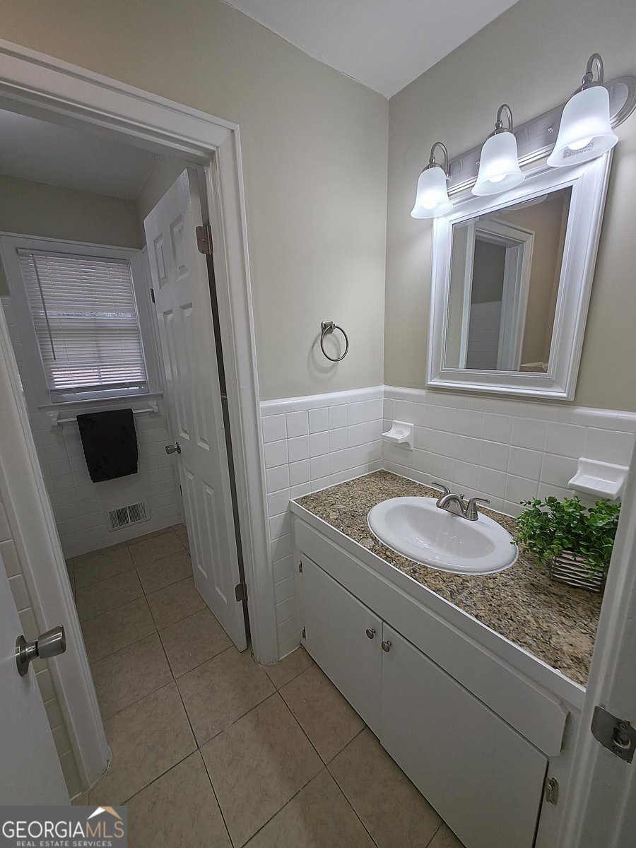 560 Vincent Drive Athens - Photo 8