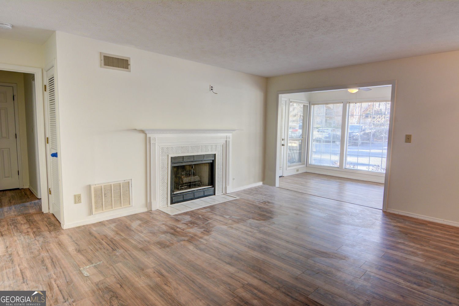 1003 Berkeley Woods Drive Duluth - Photo 6