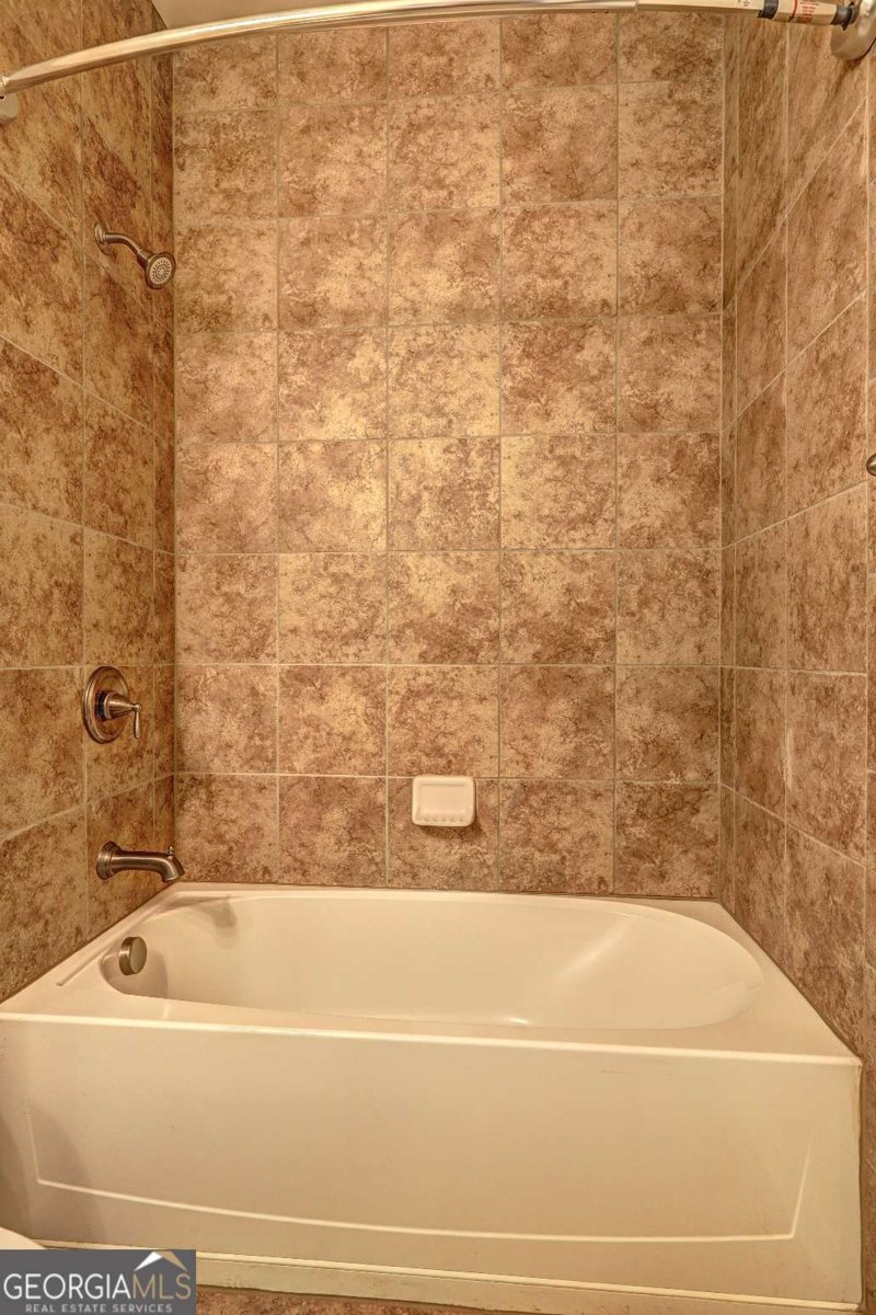 101 Riverside Lane Woodstock - Photo 31