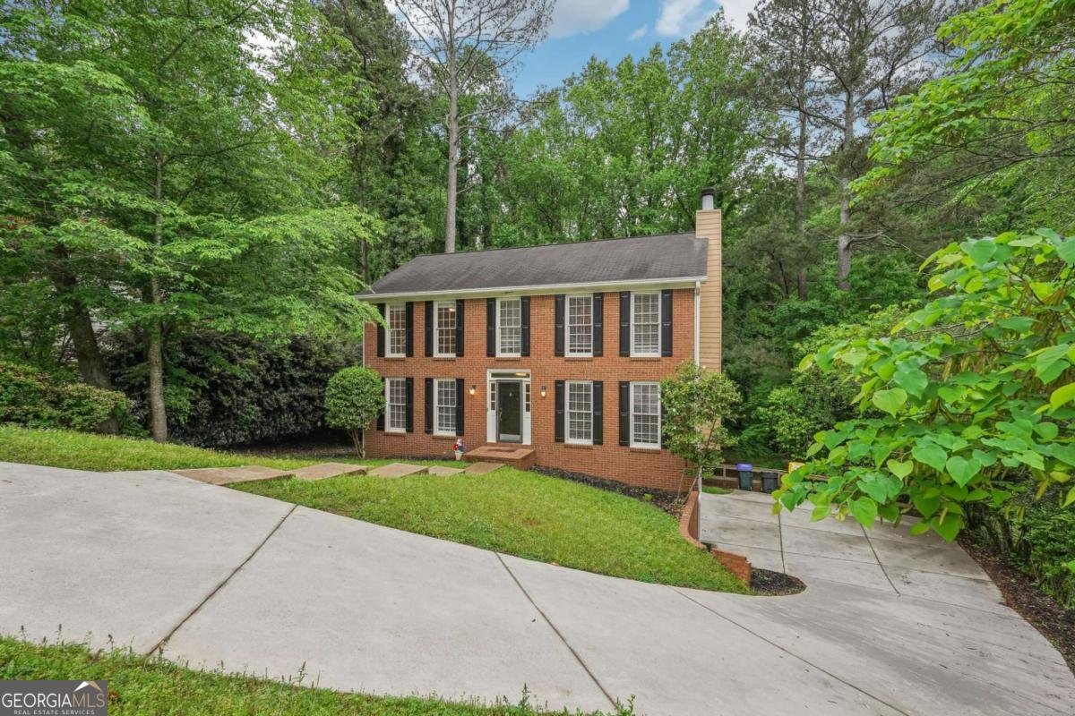 2895 Shurburne Drive Alpharetta - Photo 6