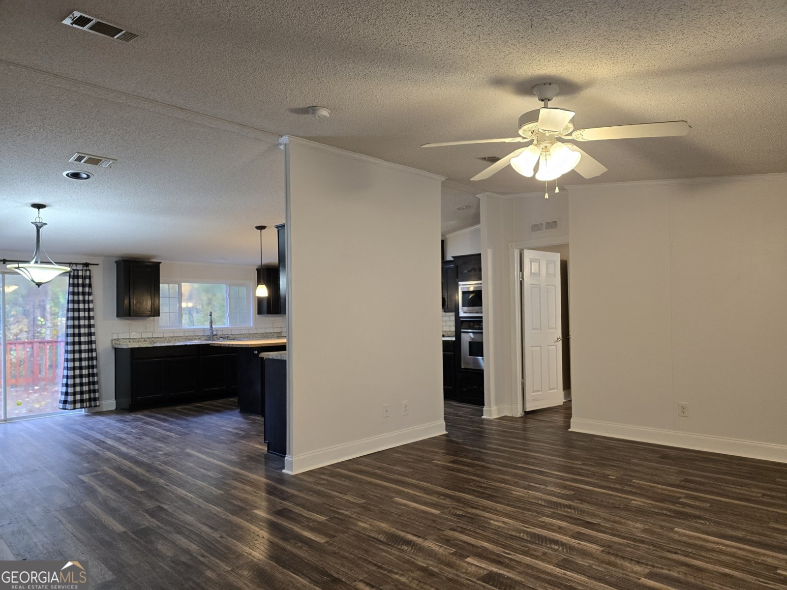 338 Day Street Molena - Photo 9