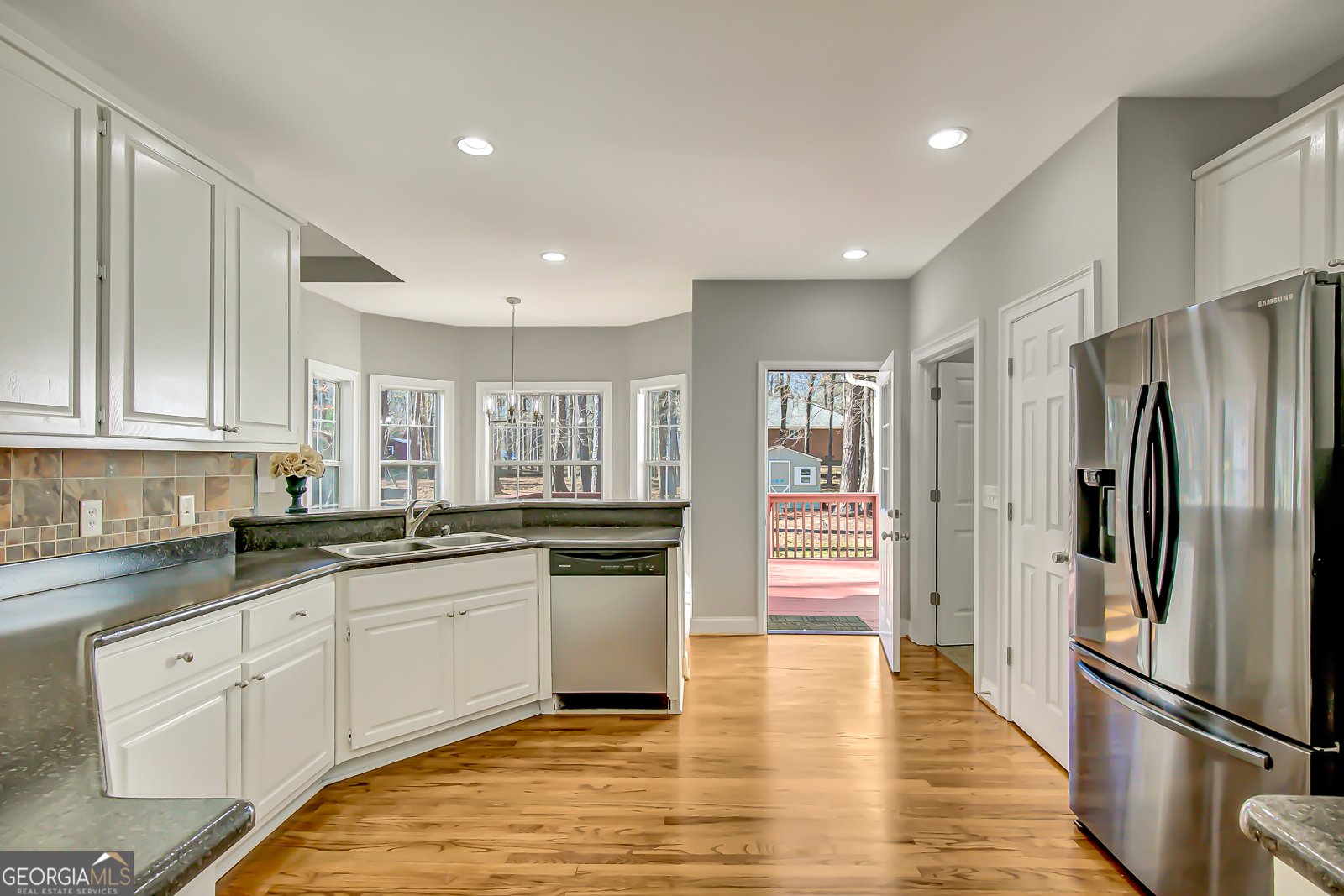 105 Jay Trail Fayetteville - Photo 19