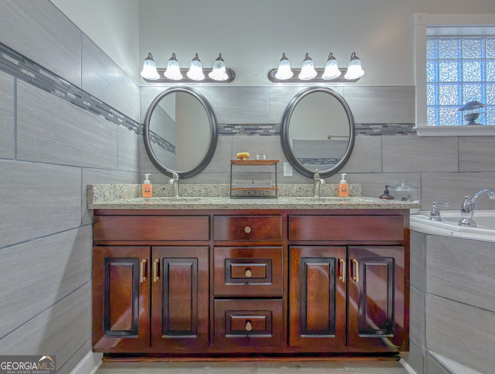 100 Robin Bainbridge - Photo 40