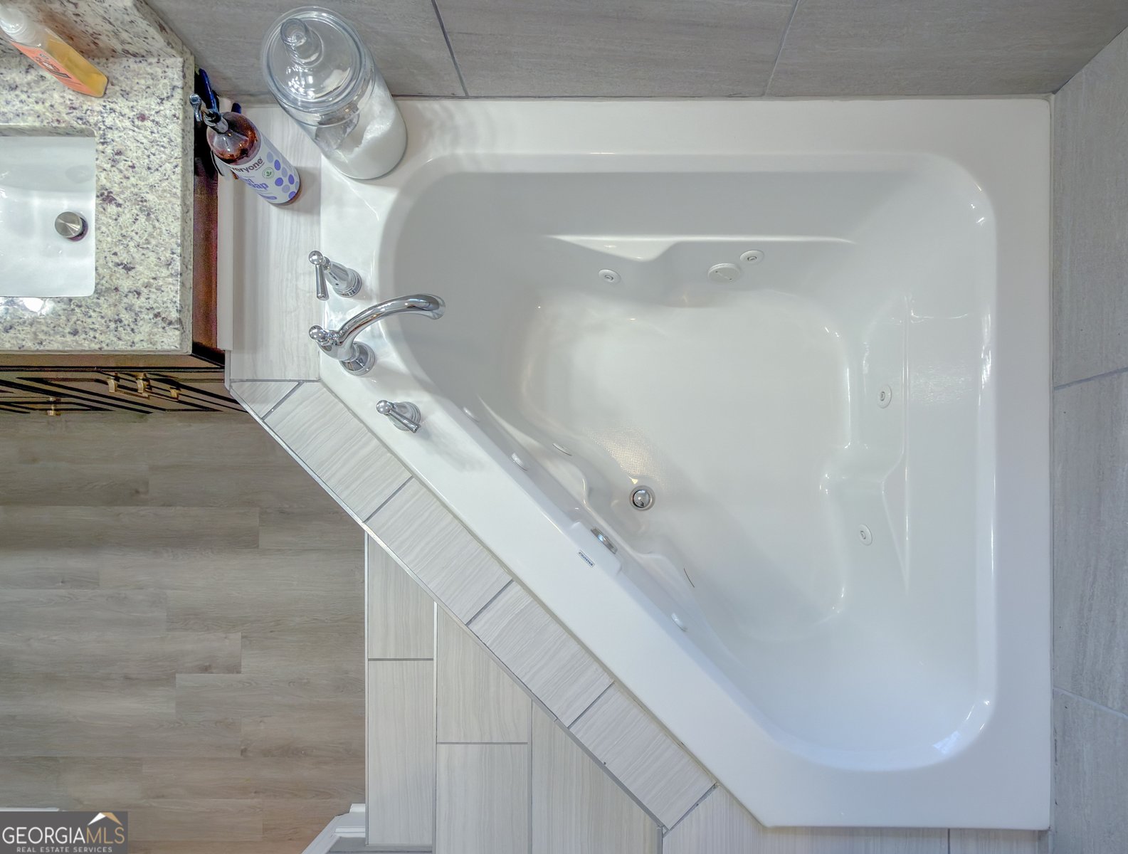 100 Robin Bainbridge - Photo 41