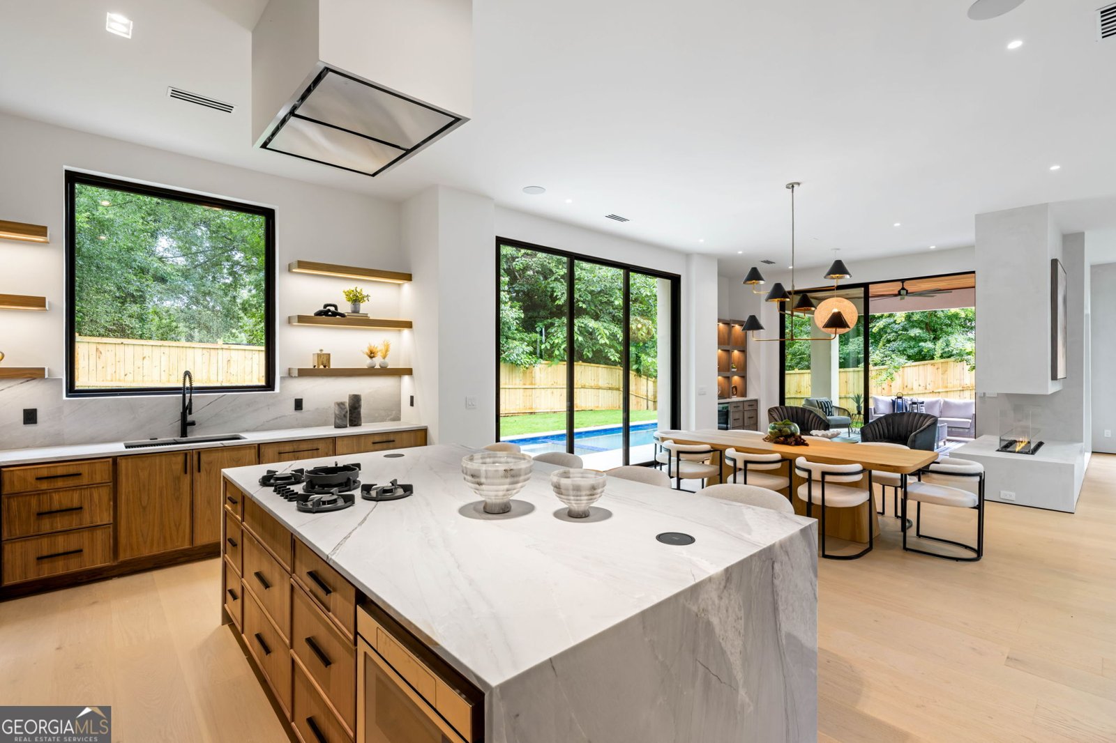 16 Bonnie Lane Sandy Springs - Photo 14