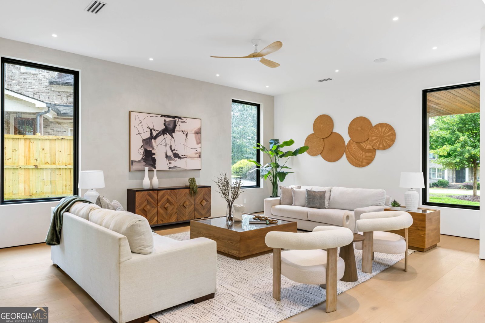 16 Bonnie Lane Sandy Springs - Photo 8