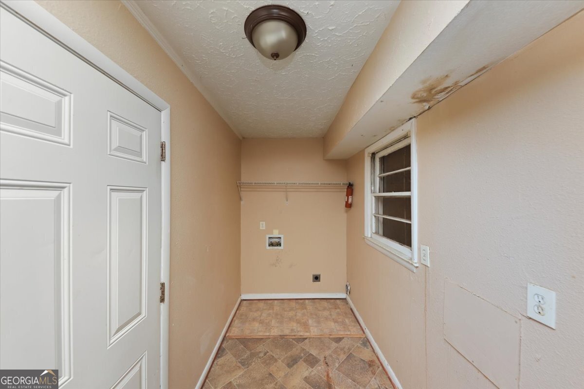 2402 Dawn Drive Decatur - Photo 9