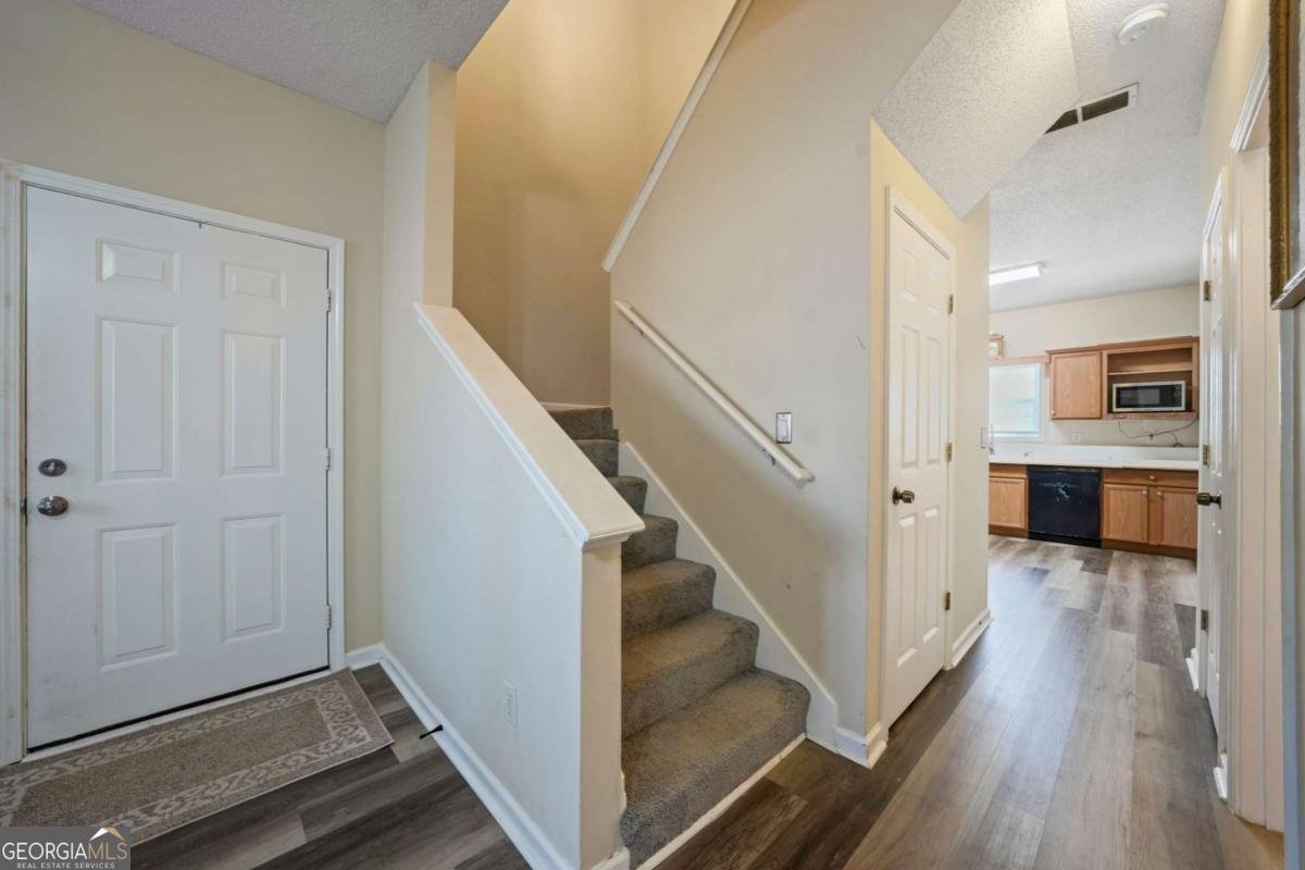 792 Russell Drive Riverdale - Photo 7