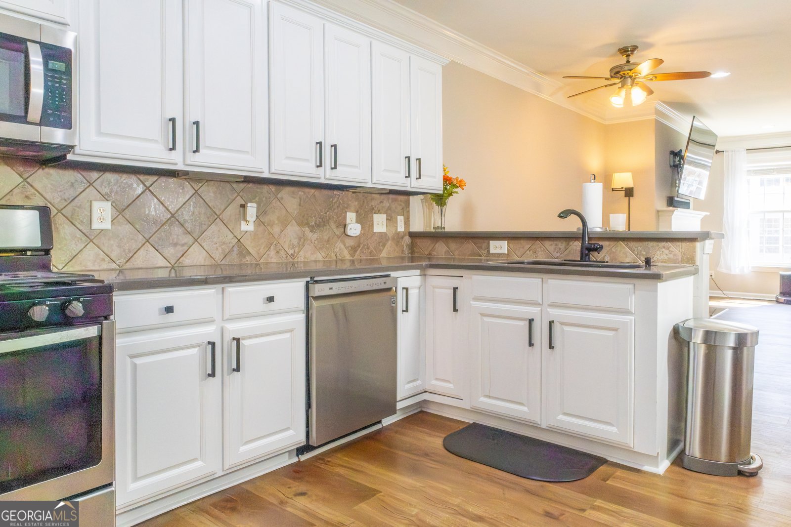 6089 Tennyson Park Way Peachtree Corners - Photo 18