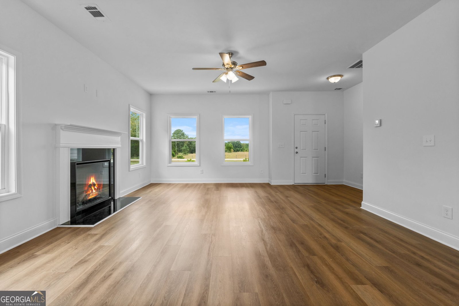 335 Yancey Road Covington - Photo 7