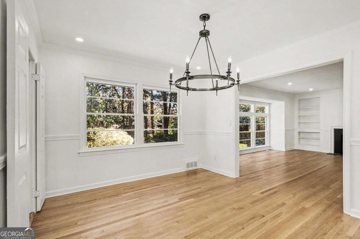 2347 Clairmont Road Atlanta - Photo 7