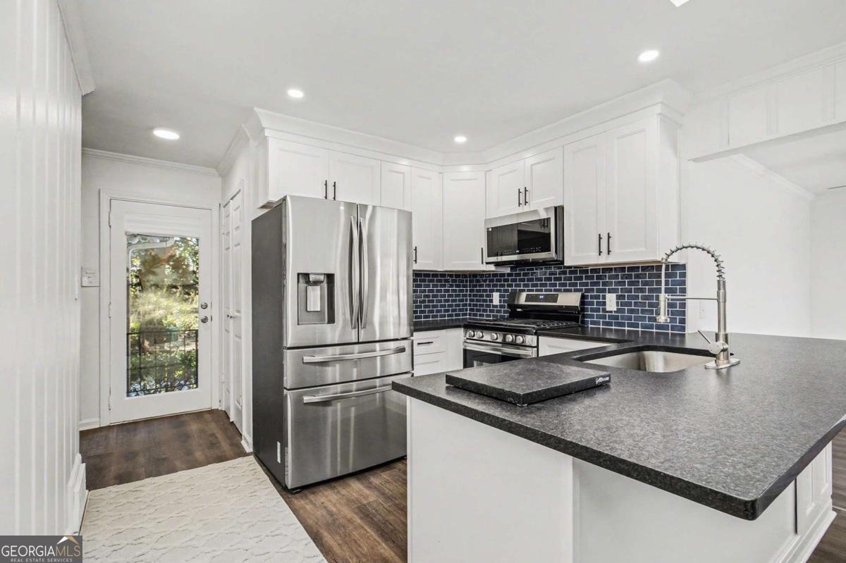 2347 Clairmont Road Atlanta - Photo 8