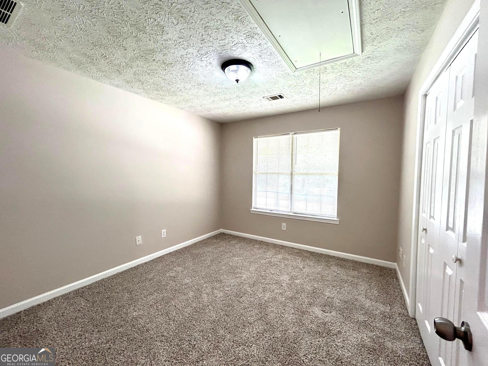 65 King James Court Conyers - Photo 14