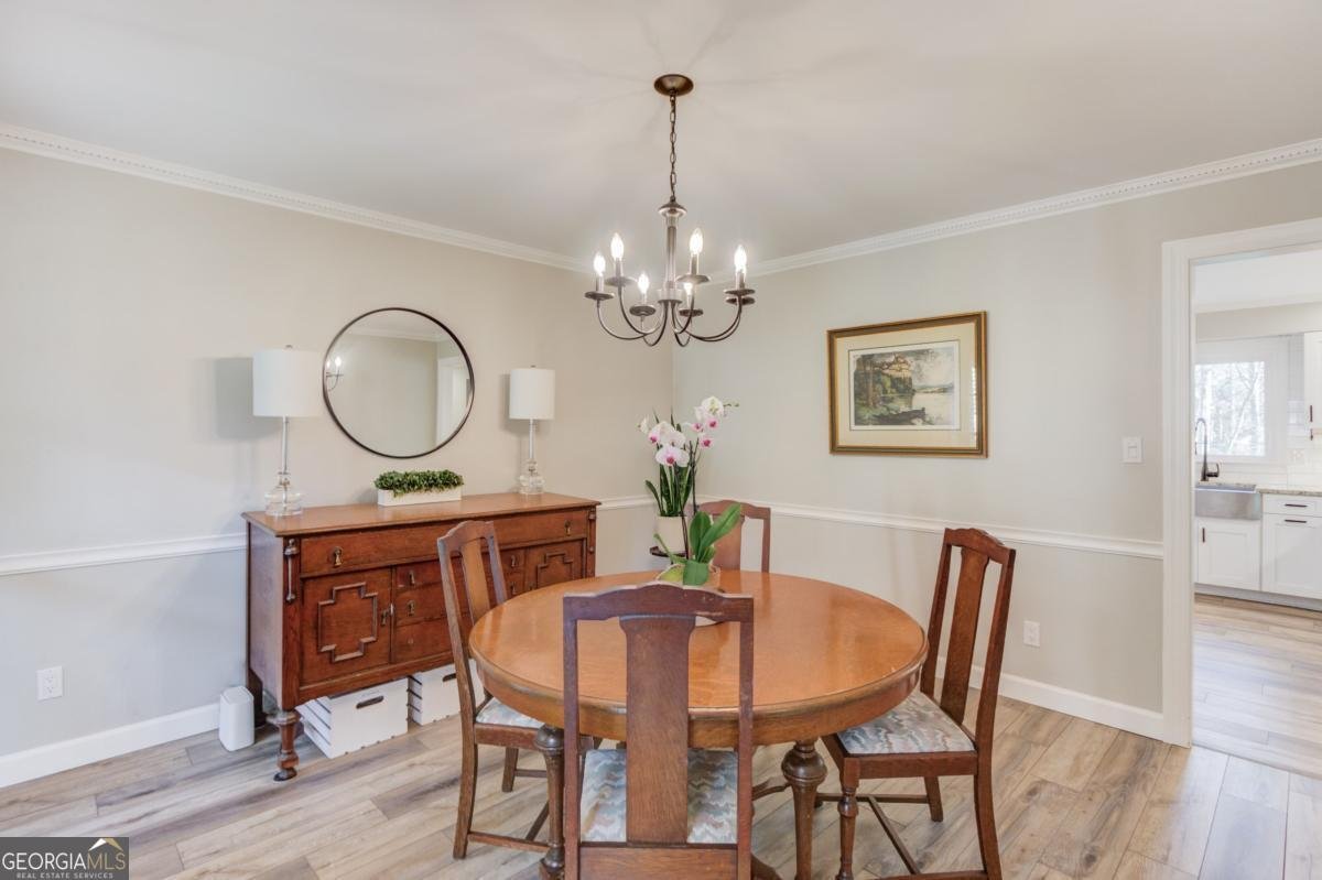 200 Spalding Circle Sandy Springs - Photo 10