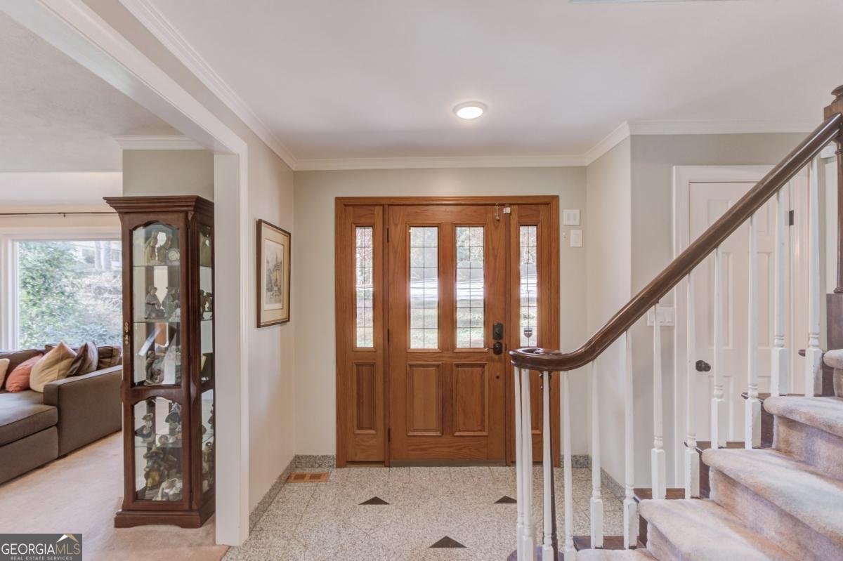 200 Spalding Circle Sandy Springs - Photo 7