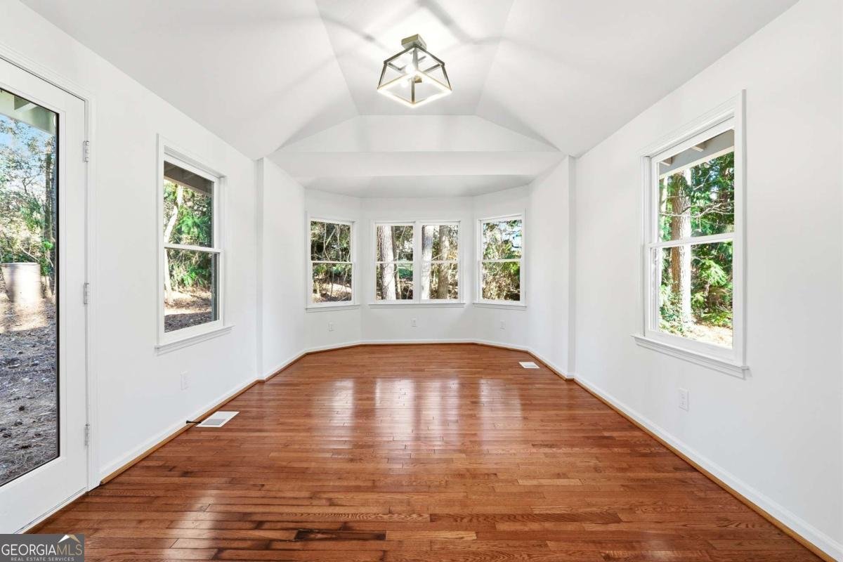 915 Wyntuck Drive Kennesaw - Photo 11