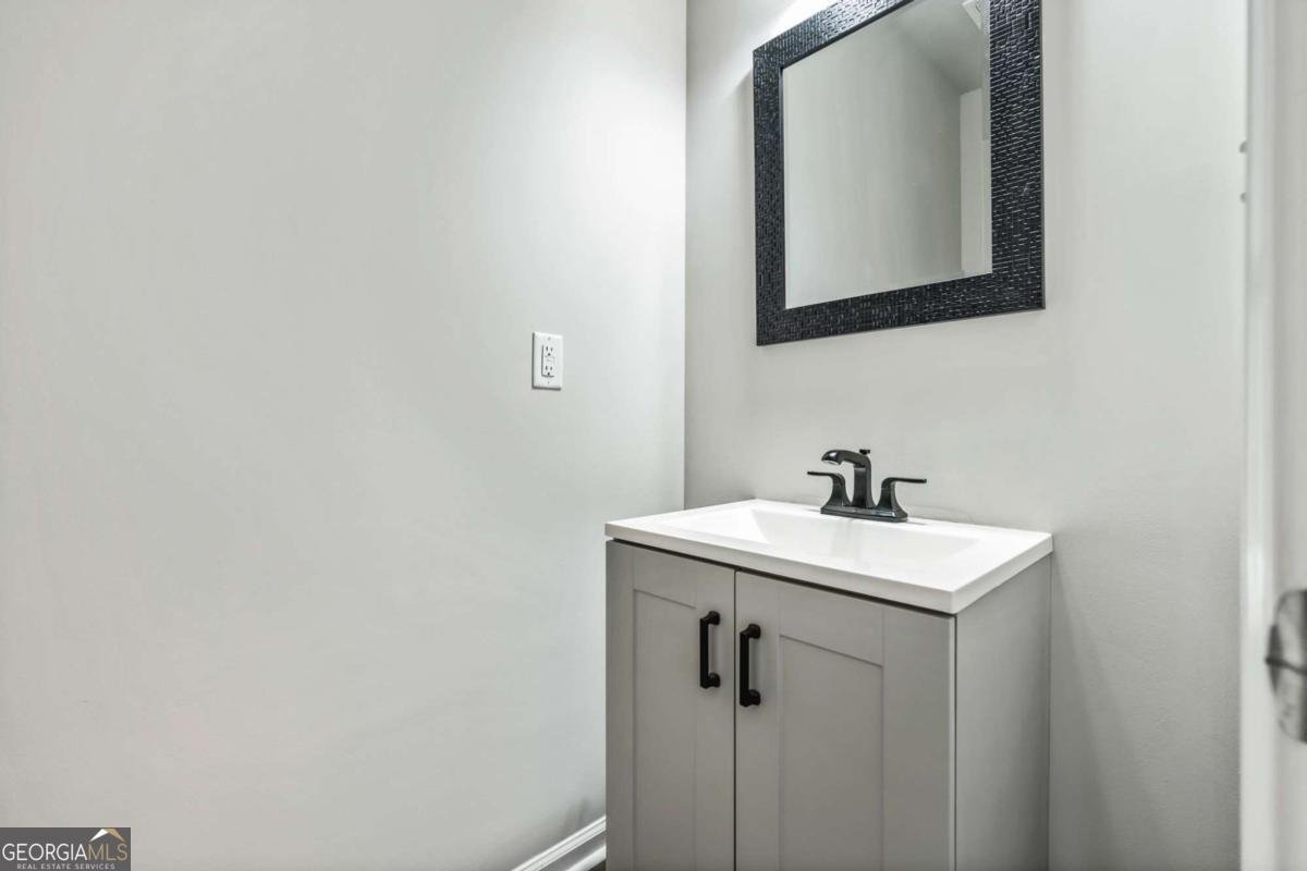 4765 Beacon Ridge Lane Flowery Branch - Photo 14