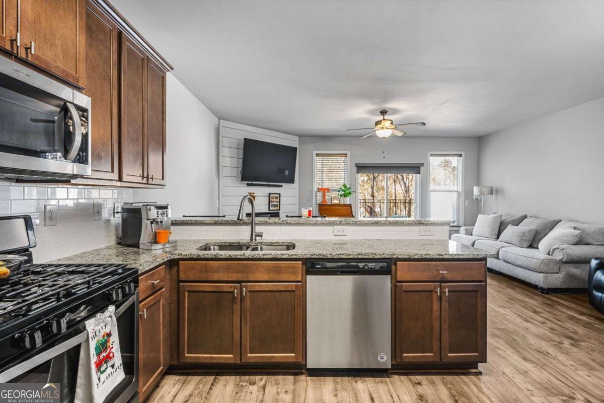 4765 Beacon Ridge Lane Flowery Branch - Photo 9