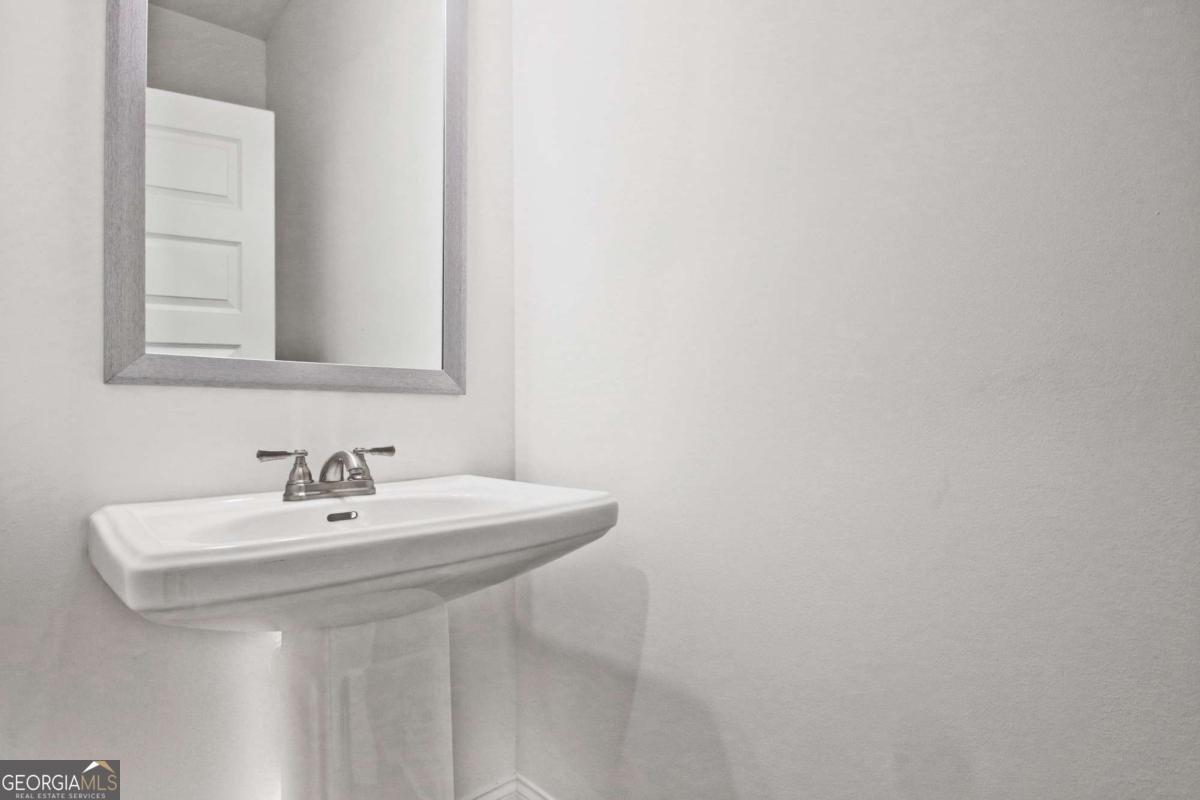 7272 Millbrae Walk Flowery Branch - Photo 16