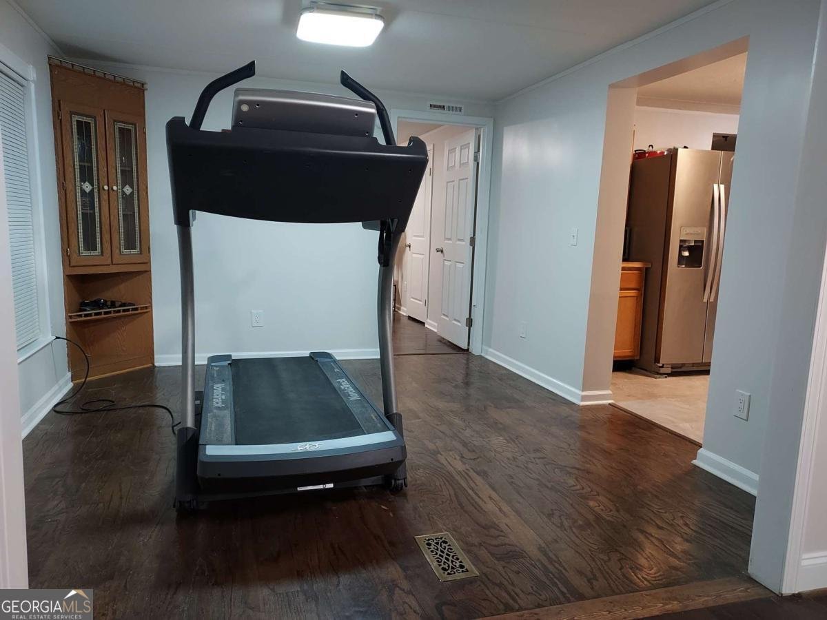 5330 Fletcher Drive Oxford - Photo 9