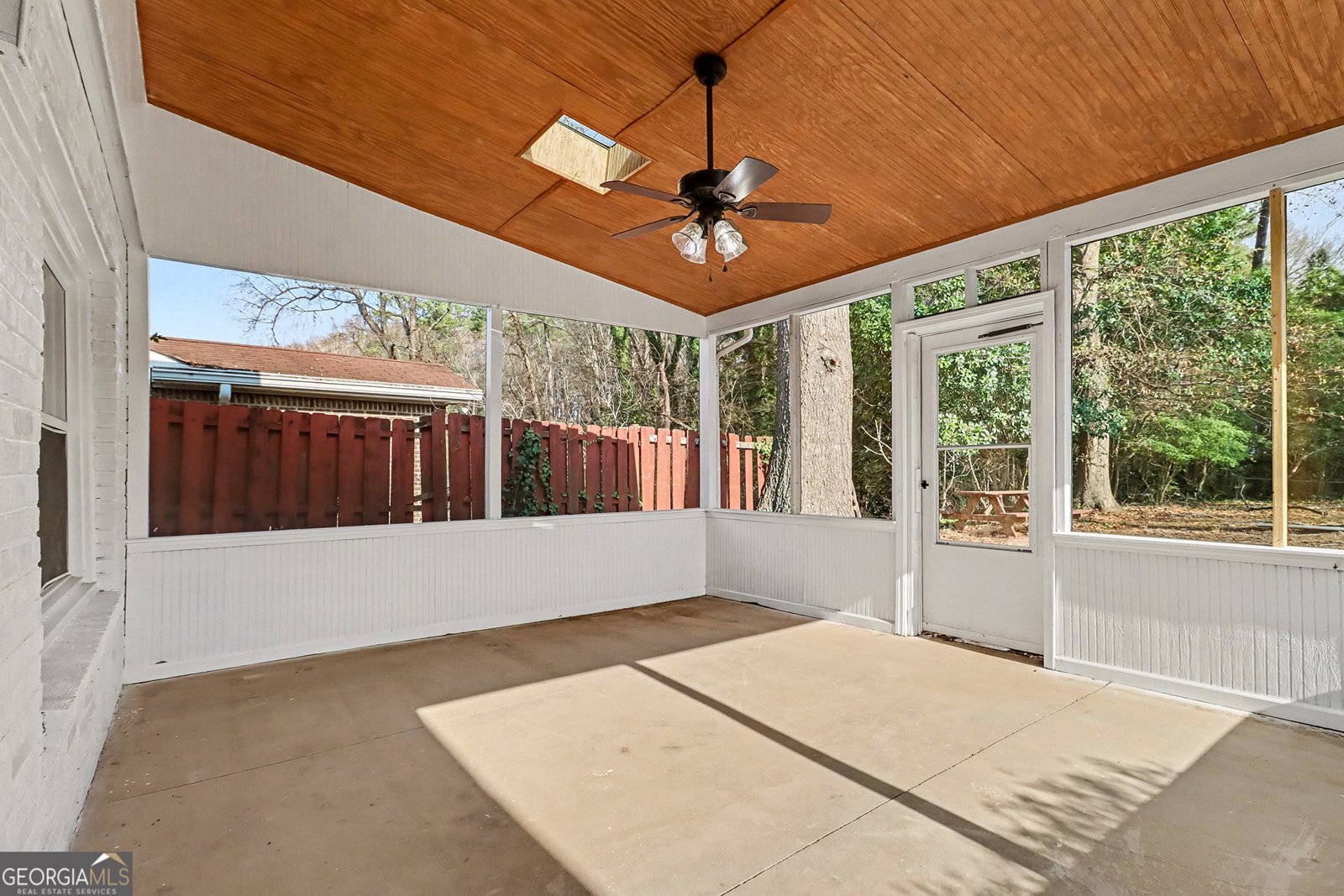 6250 Graceland Circle Morrow - Photo 31