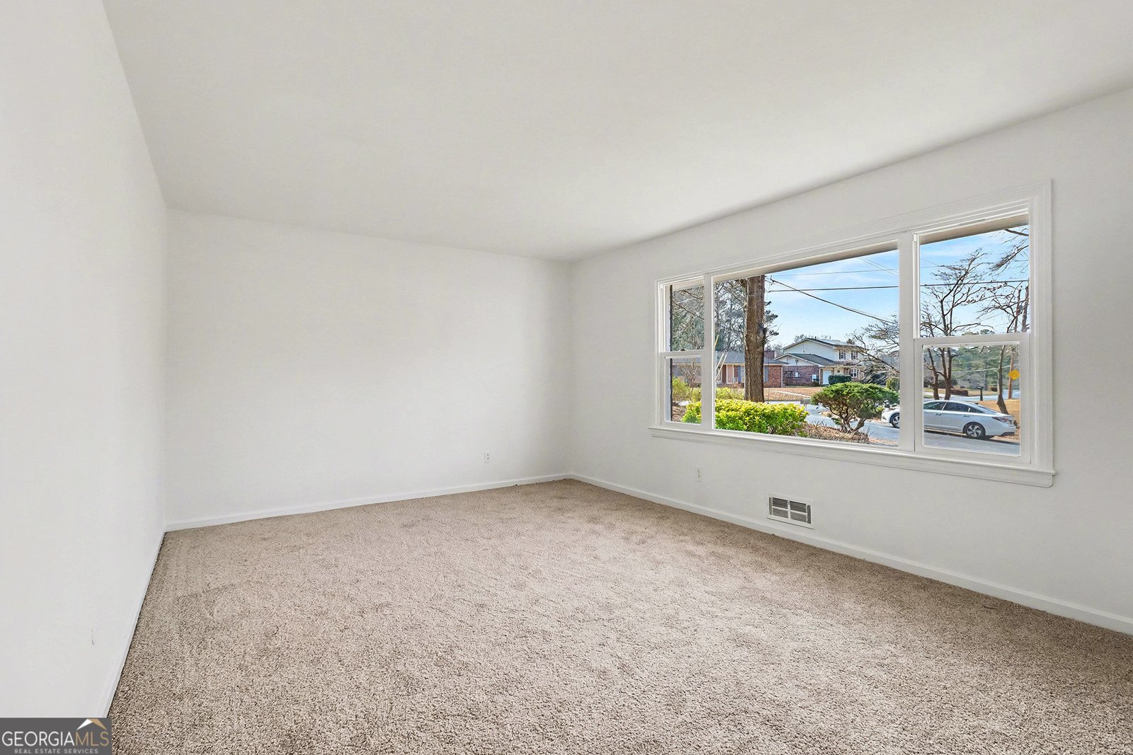 6250 Graceland Circle Morrow - Photo 7