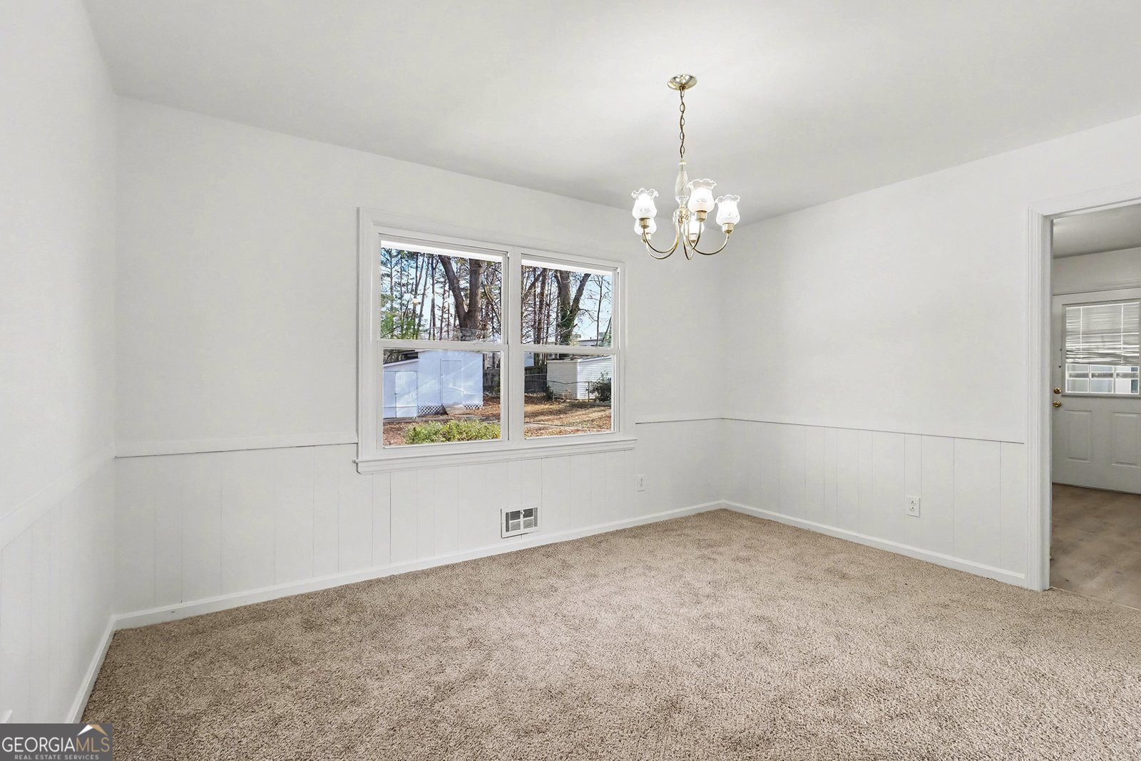 6250 Graceland Circle Morrow - Photo 8