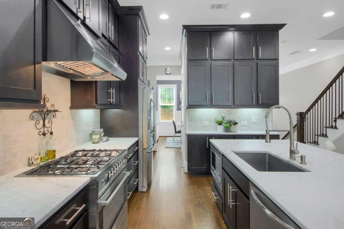 328 Brownstones Circle Atlanta - Photo 6