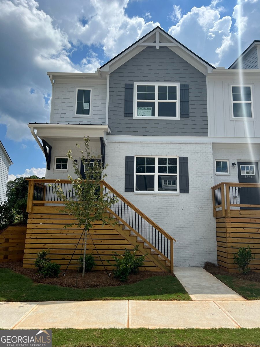 1585 Salem Drive Conyers - Photo 1