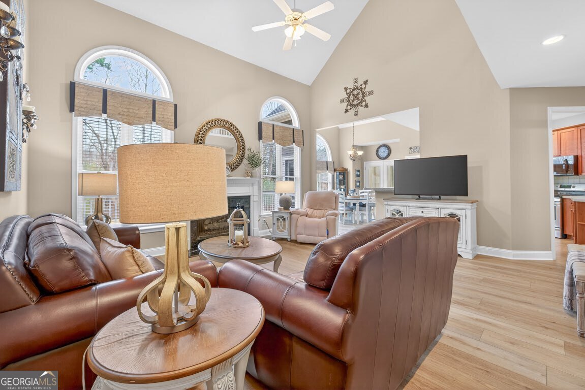 4023 Lost Oak Drive Buford - Photo 9