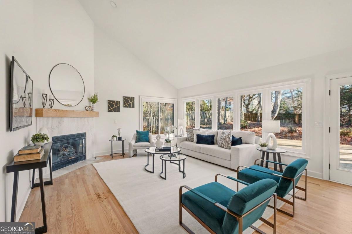 4545 Forest Peak Circle Marietta - Photo 11