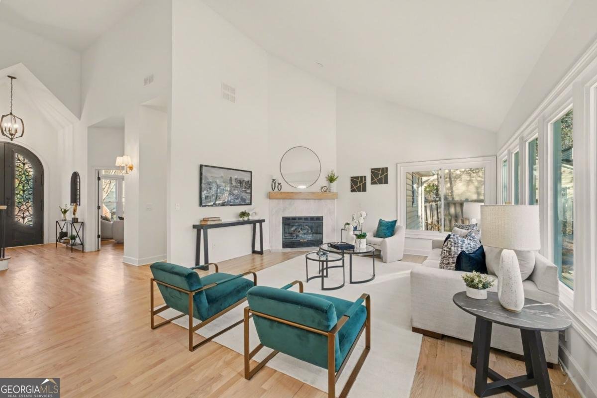 4545 Forest Peak Circle Marietta - Photo 12