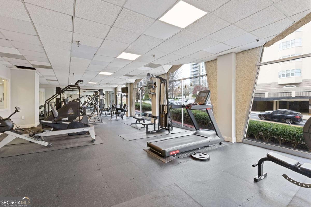 2479 Peachtree Road Atlanta - Photo 19