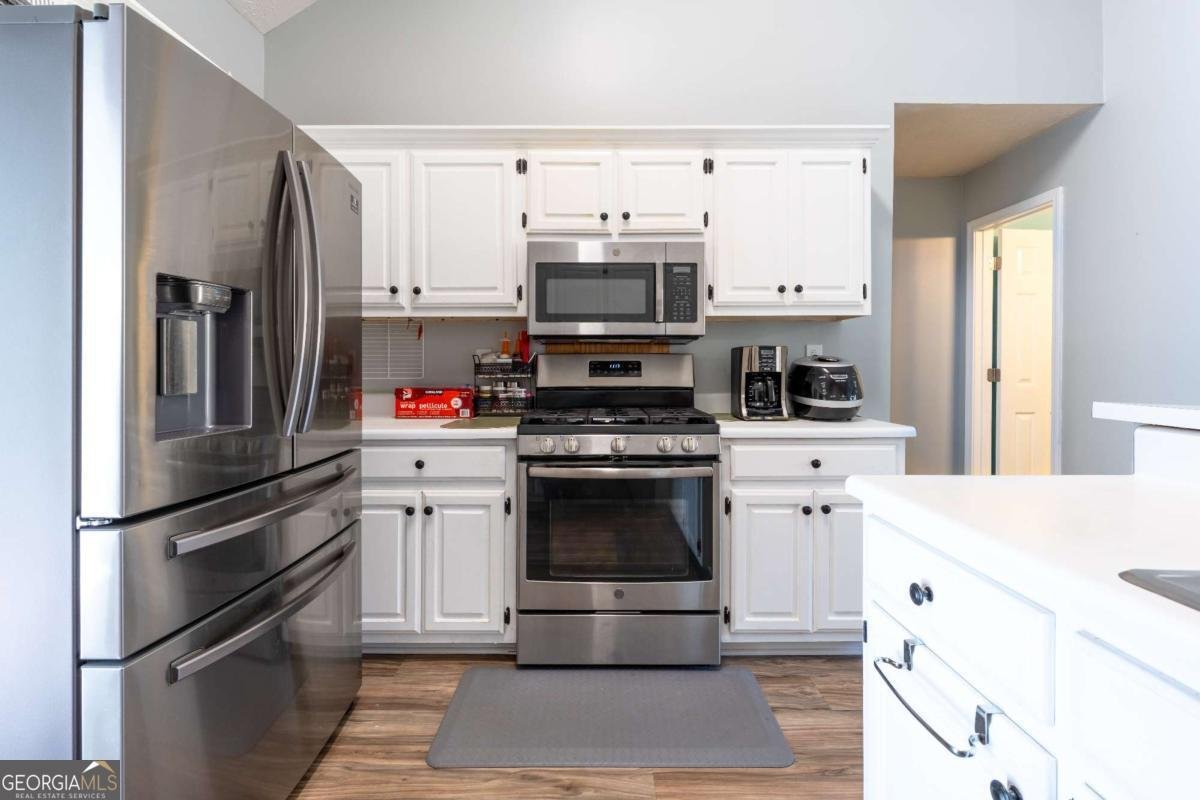 727 Eight Point Court Suwanee - Photo 13